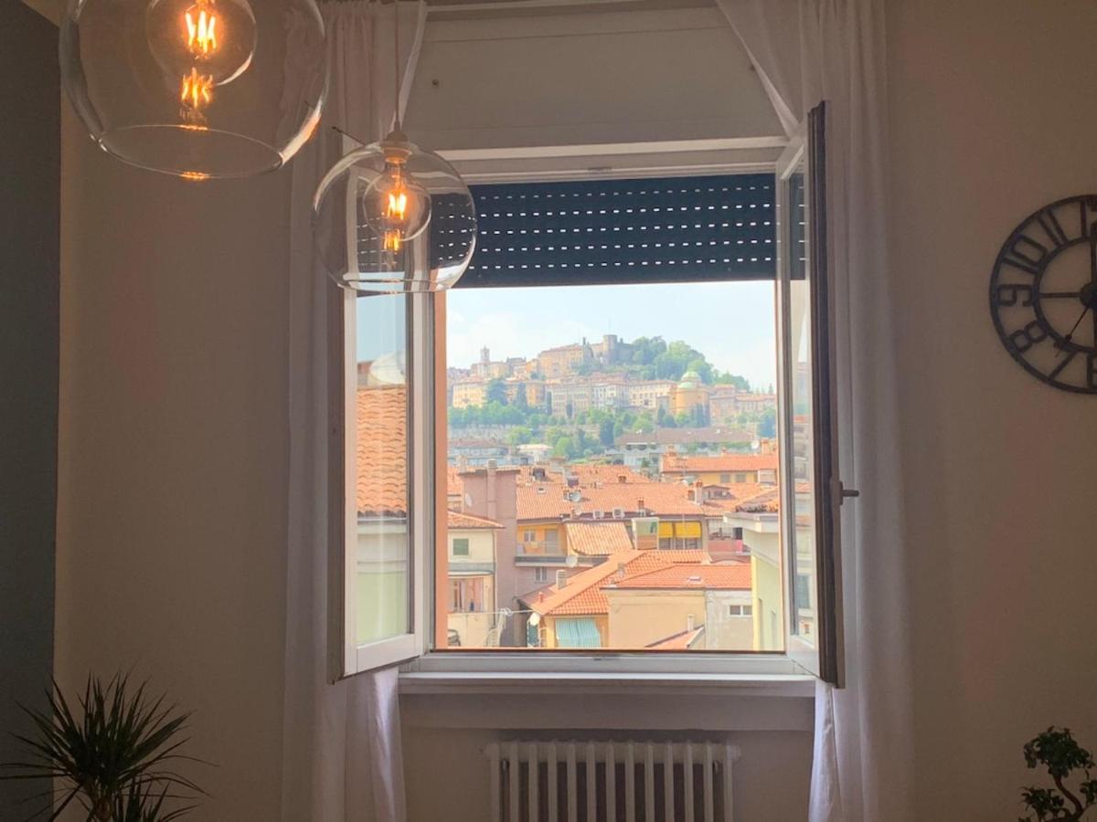 Camozzi Central Apartment ベルガモ エクステリア 写真