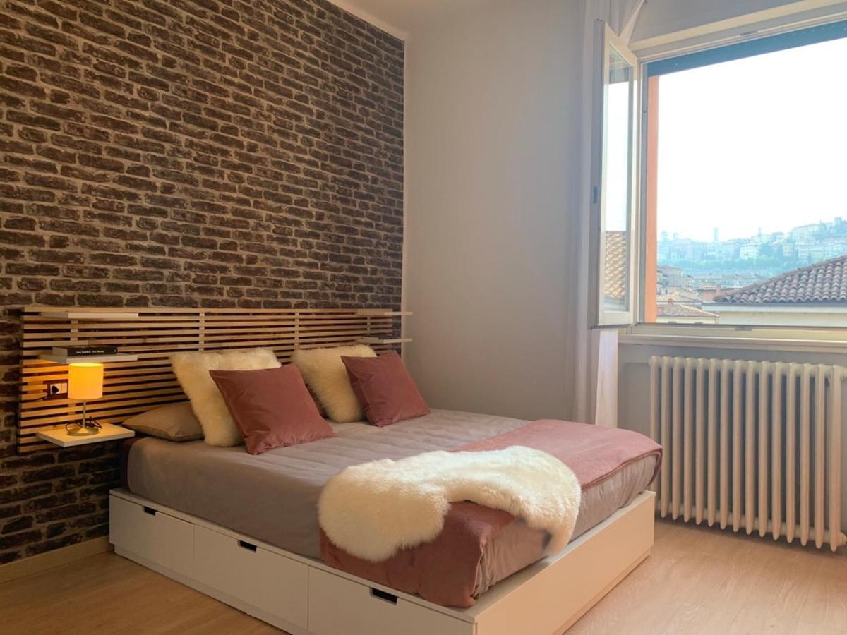 Camozzi Central Apartment ベルガモ エクステリア 写真