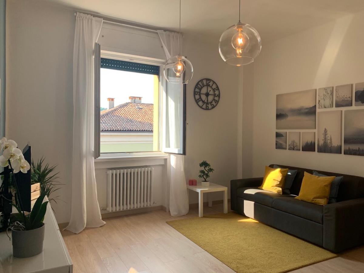 Camozzi Central Apartment ベルガモ エクステリア 写真